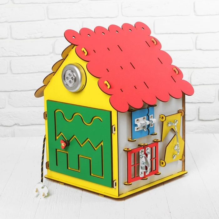 Рисунок 2 - Развивающая доска Бизиборд «Би