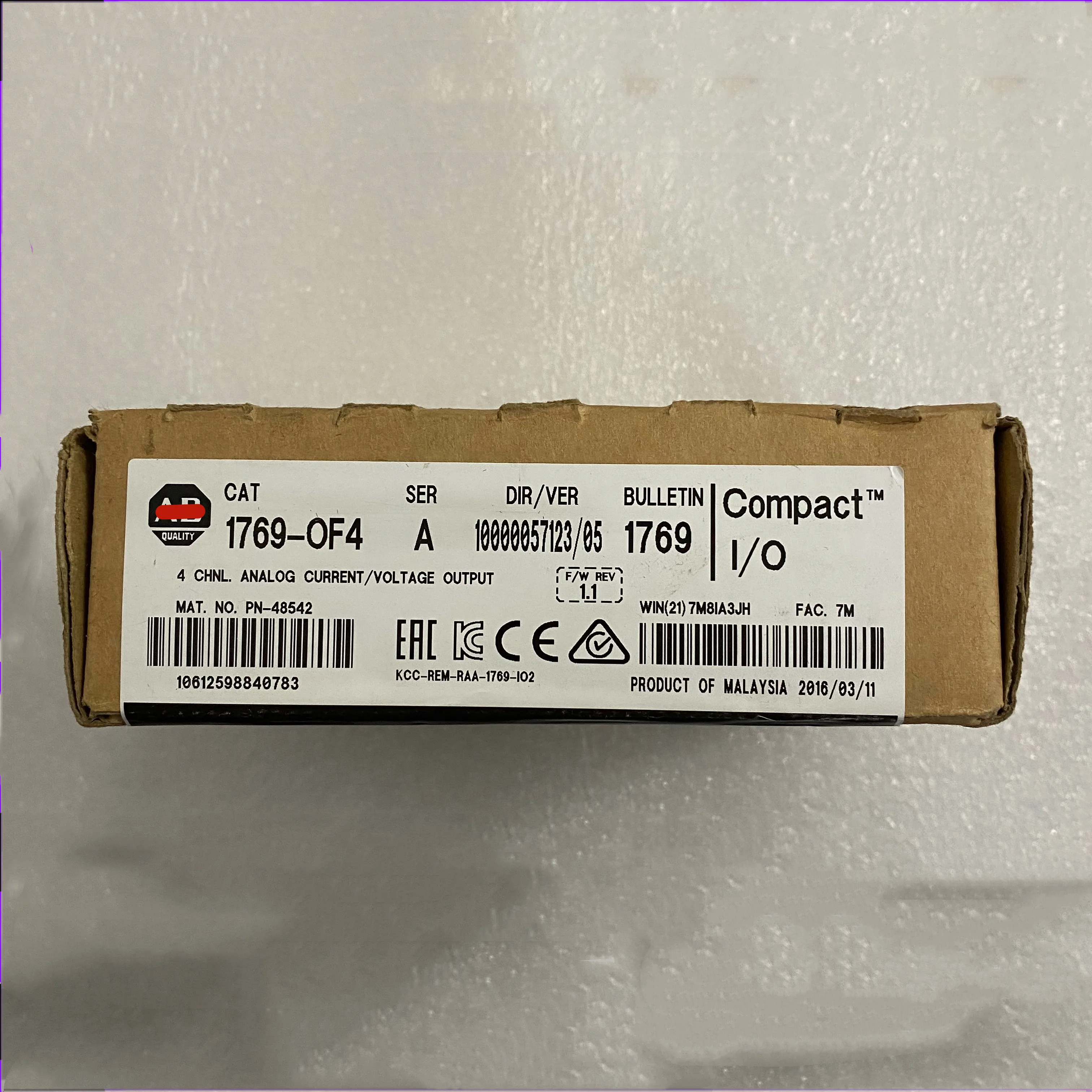 

Новый оригинальный 1769-OF4 PLC модуль 1769OF4