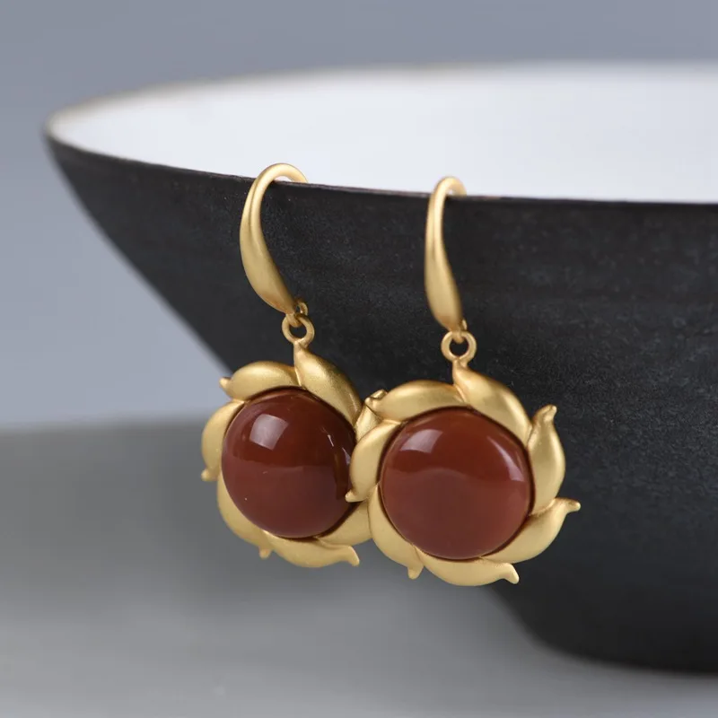 Женские серьги из серебра 925 пробы с красным агатом