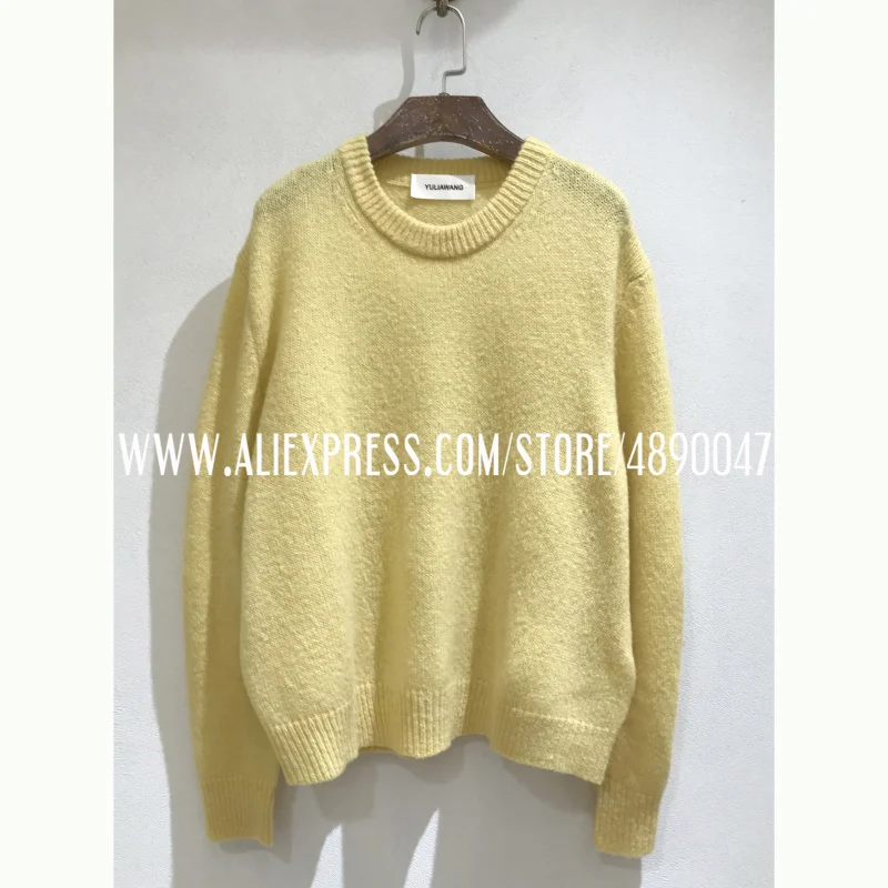 

High-end women's knitted Cashmere blend sweater casual basic pullover pullover long sleeve top Round neck loose knit sweater