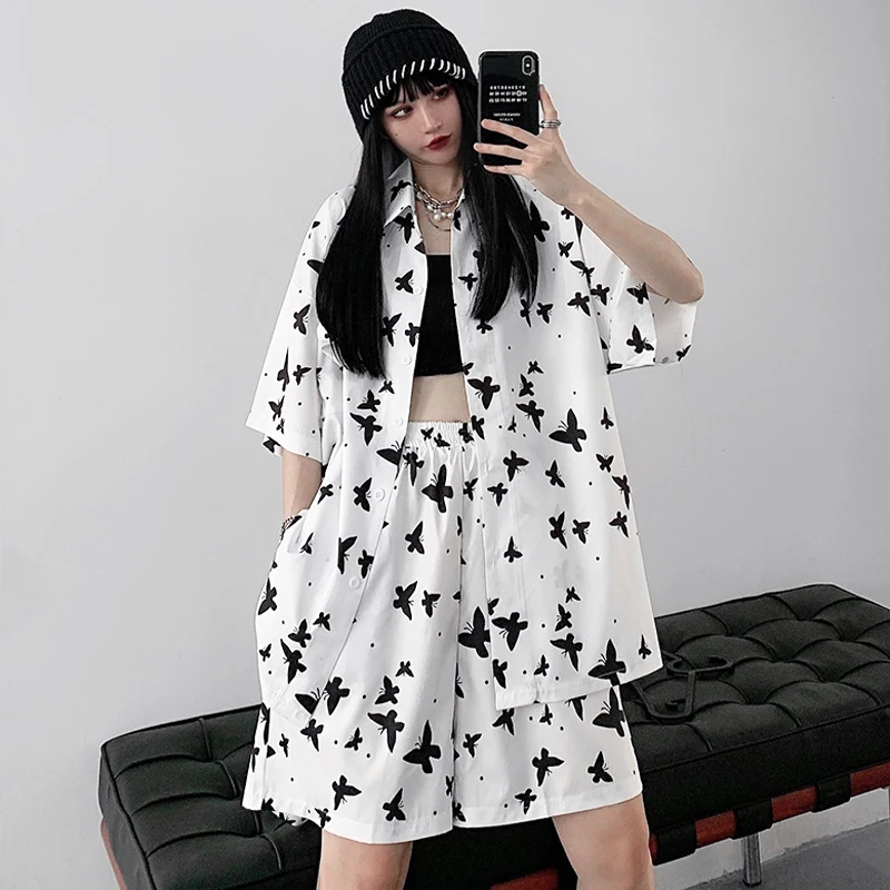 

Summer Shirt Women Oversize Shirt Harajuku Loose Short Sleeve Blouse Cartoon Butterfly Pattern Print Vintage Man Shirts +shorts