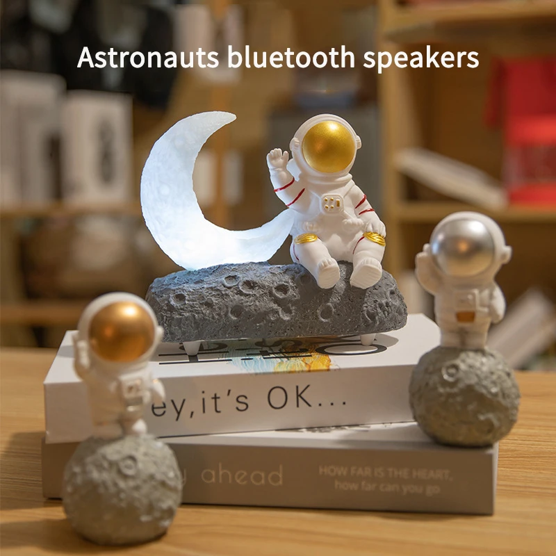 

Mini Bluetooth Speaker UFO Astronaut Luminous Bluetooth5.0 360°Stereo Sound Speaker Creative Birthday Gift Family Decorations