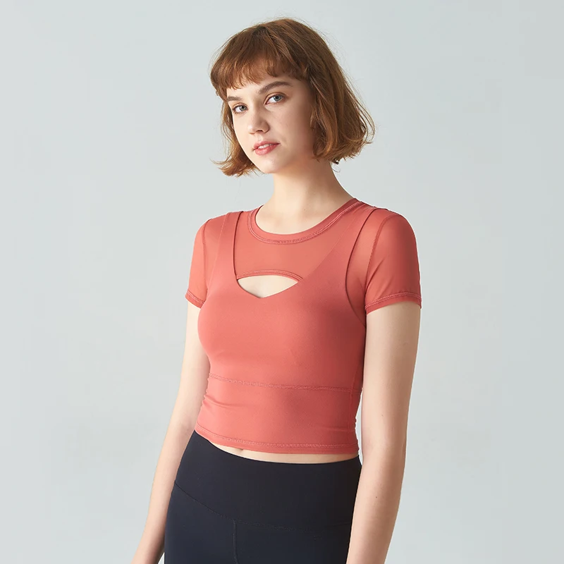 Женская модель женский короткий топ с коротким рукавом для девушек спортивные