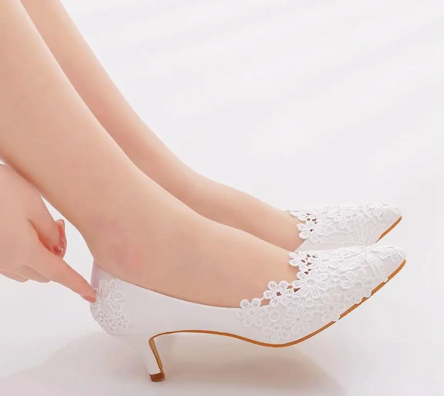 

White lace high heels wedding shoes bridal party shoes ladies shallow mouth pointed stiletto shoes 5 cm