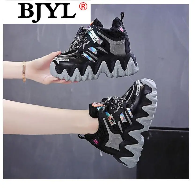 

2021 Spring New Breathable Mesh Women Casual Shoes Fashion Comfortable Lace Platform Sneakers Women Vulcanized Shoes Woman