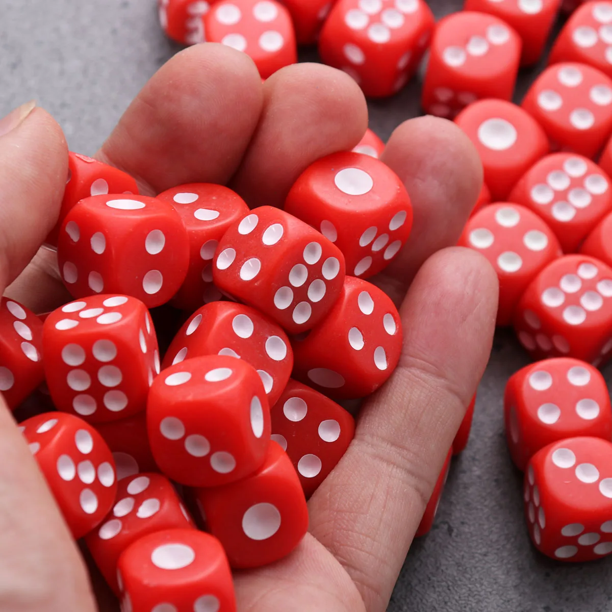 

100 PCS Plastic Dices 6 Side Colored Dices for KTV Party Bar Gaming - #15 (Black)