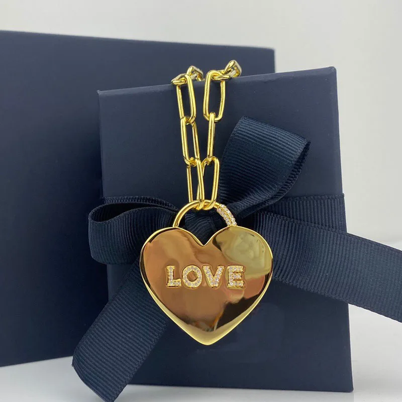 Цепочка с кулоном в виде сердца из серебра 925 пробы | Украшения и аксессуары