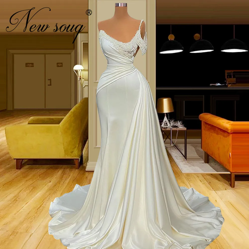 

Элегантные белые платья с жемчугом для выпускного вечера с бусинами Vestidos De Fiesta 2022 женские вечерние платья атласные арабские вечерние плать...