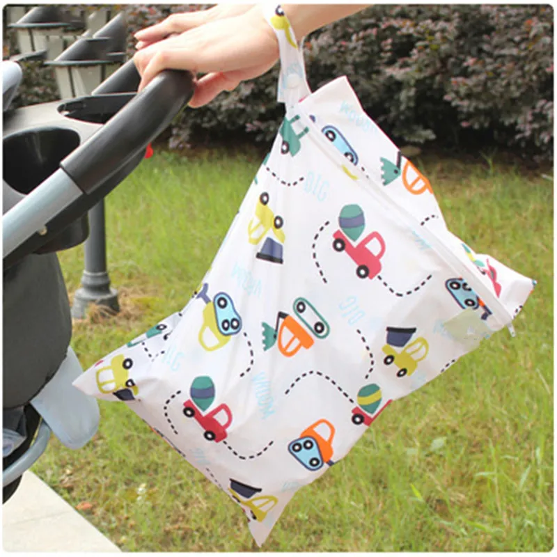 

clearance!!!30*40cm Baby Diaper Bag Infant Waterproof Reusable Wet Dry Bag Print Pocket Nappy Bag Travel Single Layer Diaper Bag