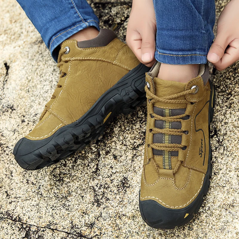 

Brand Outdoor Shoes Genuine Leather Trekking Hiking Shoes Men Waterproof Hiking Boots Winter Sneakers Mountain Climbing Shoes