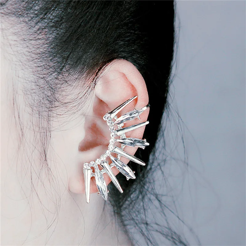 

Punk Long Rivet Stud Earrings For Women Hyperbole Crystal Earclip Ladies Girls Earpin Earring Jewelry Dinner Party Gift