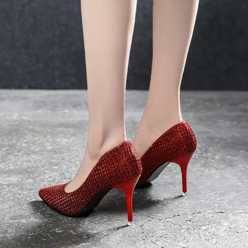 Свадебные туфли на шпильке с украшением в виде кристаллов красные женские