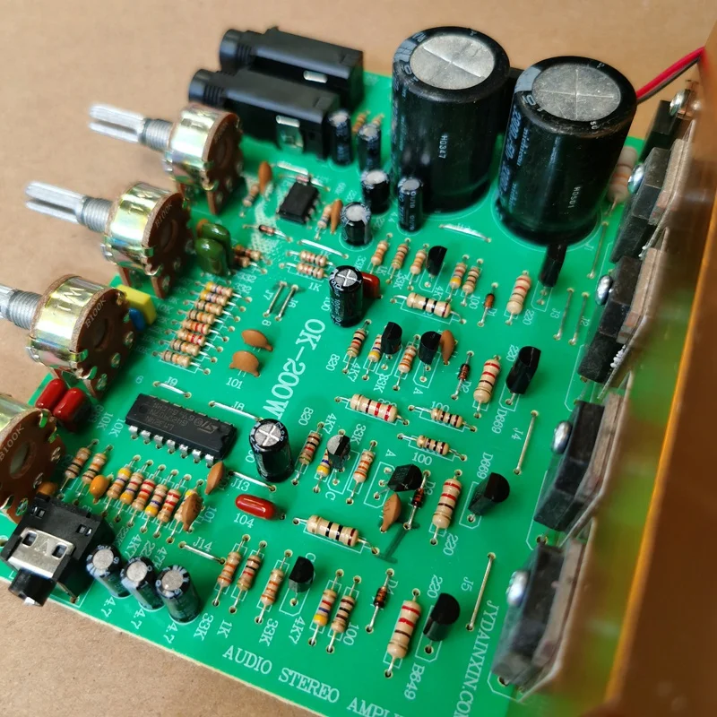 

200W 2.0 Audio Power Amplifier Board HIFI Stereo Amplification Digital Reverb Microphone Amplifier Tone Board