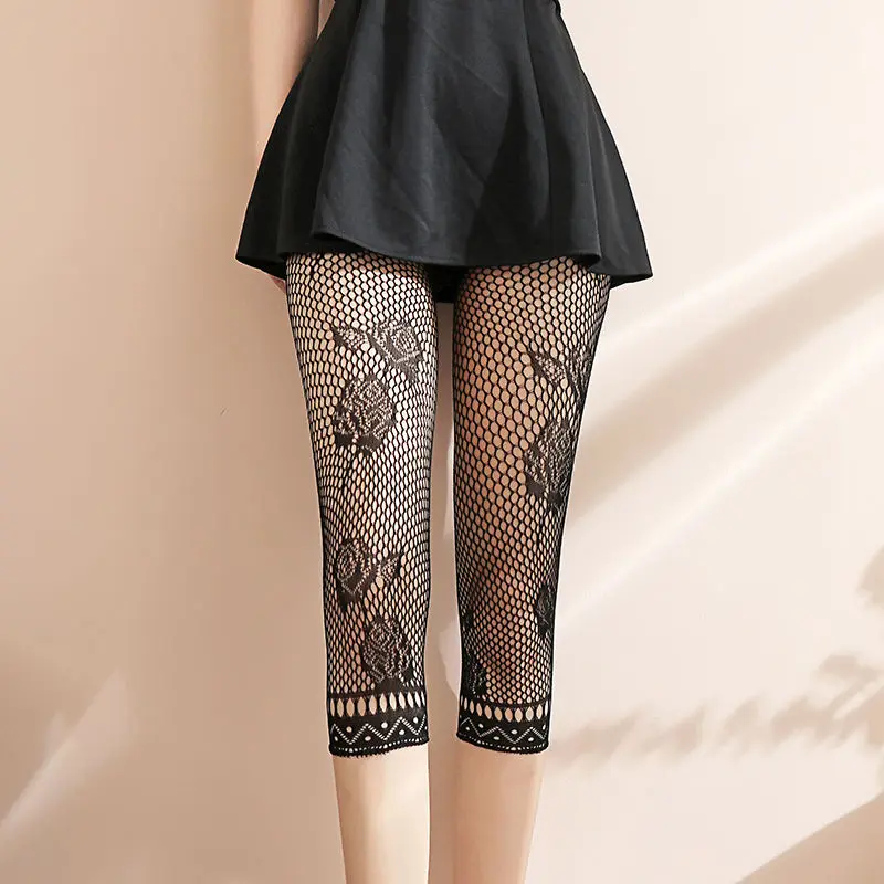 Рисунок 4 - Женские черные Чулочные изделия