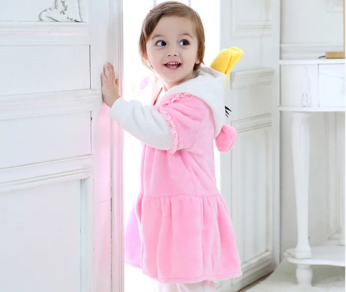 Одежда для маленьких девочек розовый комбинезон на утином пуху зимний молнии