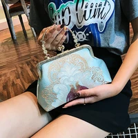bag with chinese style embroidery and cheongsam elegant retro handbag antique handbag hand carried