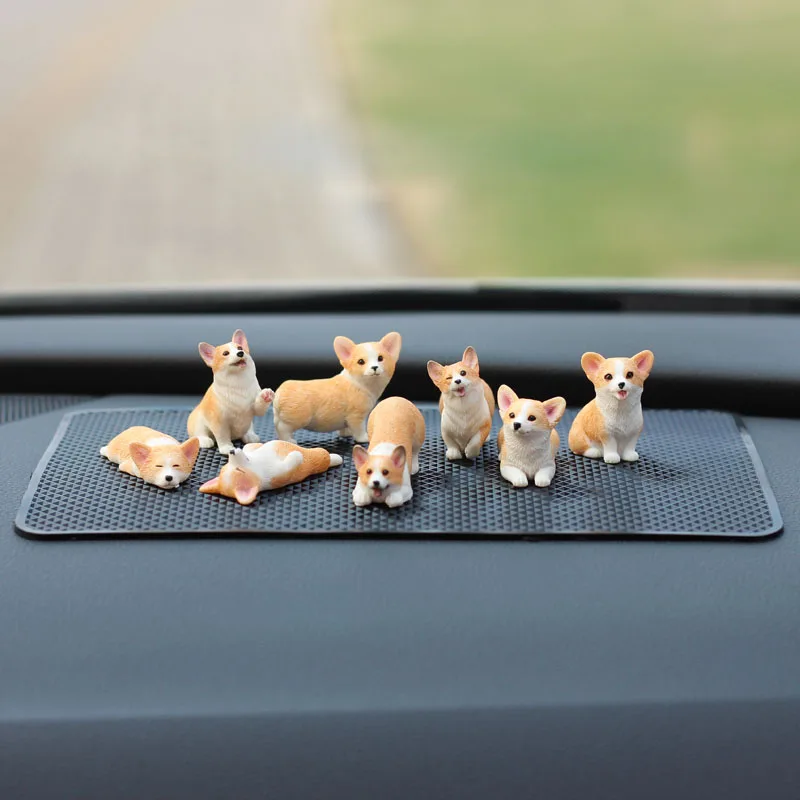

Creative Jewelry Holiday Gifts Mini Corgi Resin Crafts Automobile Ornaments Desk Decoration Cake Baking Furnishings
