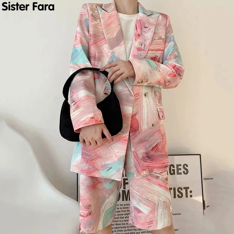 

Sister Fara New Spring 2021 Graffiti Print Blazers Full Sleeve Jacket Set + High Waist Fashion Middle Pants Female 2 Pieces Set