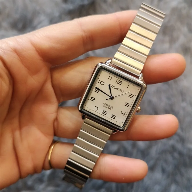 Часы женские кварцевые серебристые с квадратным циферблатом нержавеющая сталь |