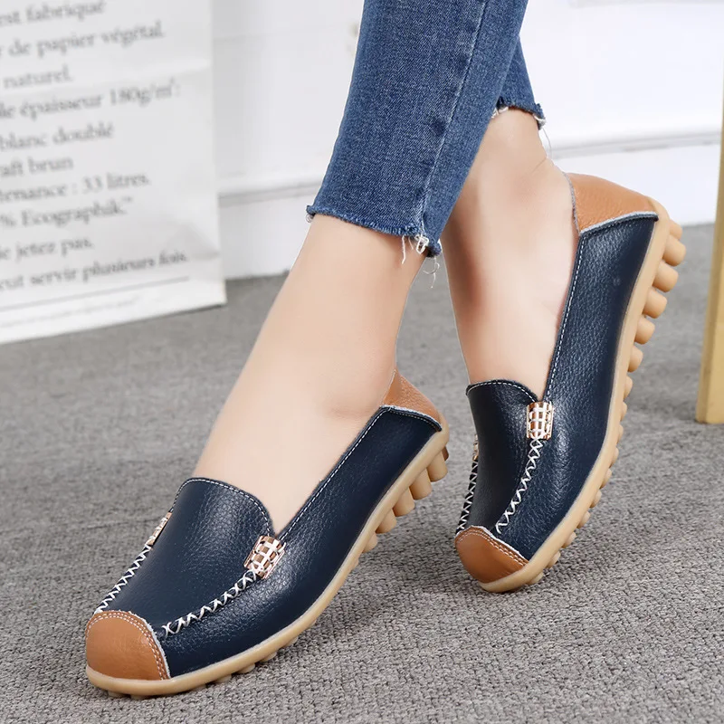 

New Spring Autumn Shoes Woman Genuine Leather Women Flats Female Moccasins Shoe Slip On Women's Loafers Big Size 35-44