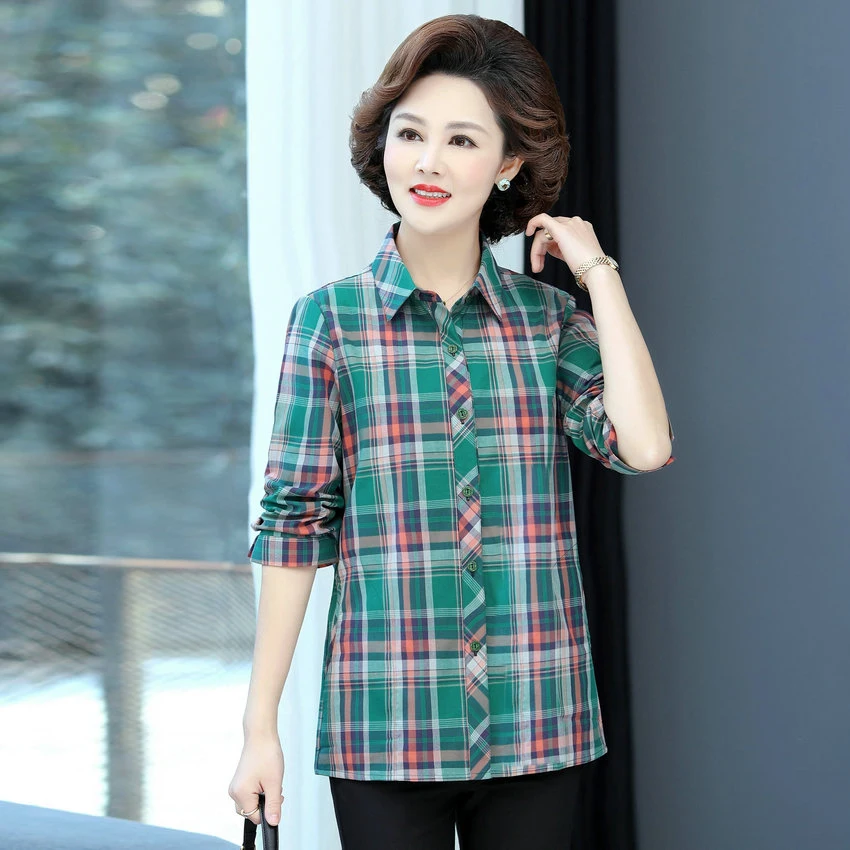 Женская рубашка в клетку среднего возраста зеленая оранжевая красная весенняя с