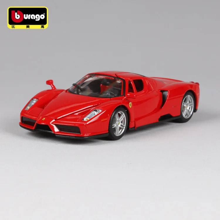Модель спортивного автомобиля под давлением Bburago 1:24 игрушка для коллекции Ferrariedal