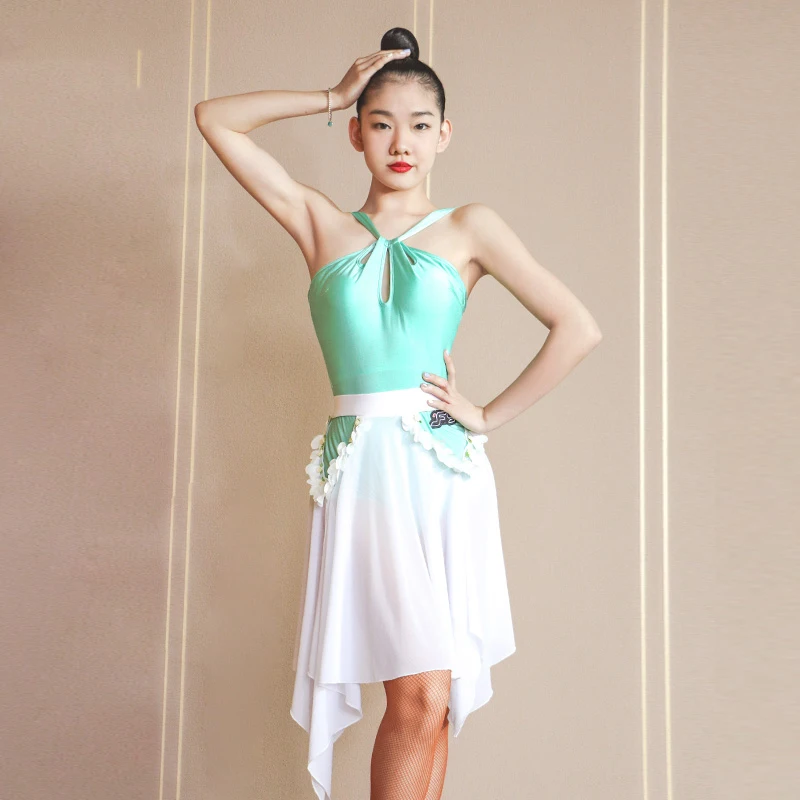 

Женский костюм для латиноамериканских танцев, белое трико с лямкой на шее и юбка для латиноамериканских танцев, одежда для тренировок и выс...