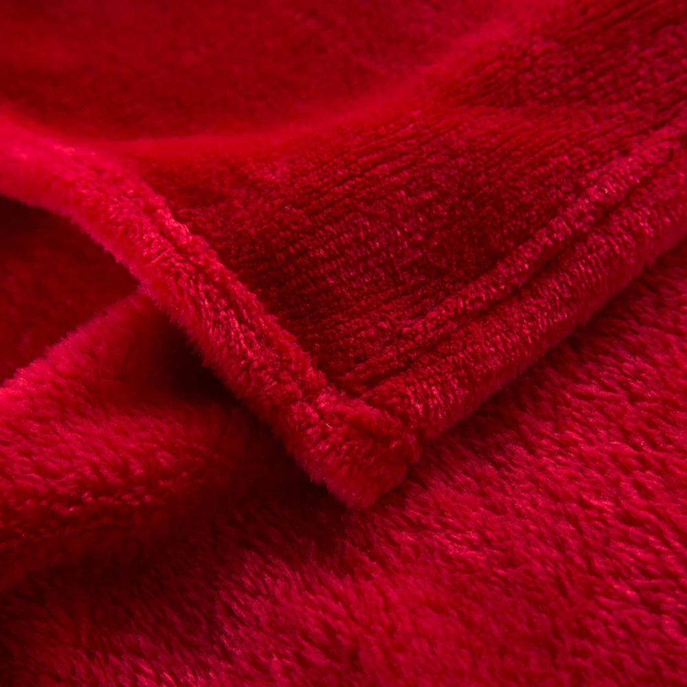 Коралловое Флисовое одеяло однотонное зимнее мягкое и пушистое для дивана