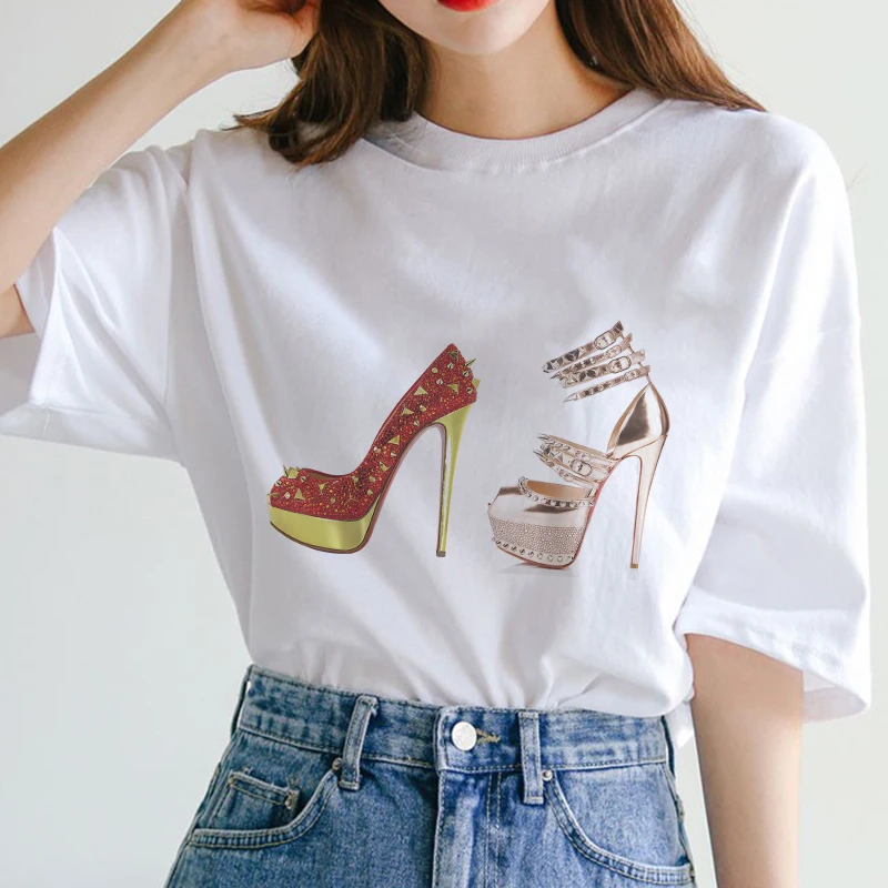 Футболка женская с принтом туфель на высоком каблуке модная эстетичная рубашка в