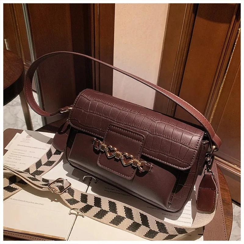 

2020 High Quality Retro Handbags Autumn and Winter New Fashion Ladies Messenger Bag Wild Wide Shoulder Strap Small Square Bag