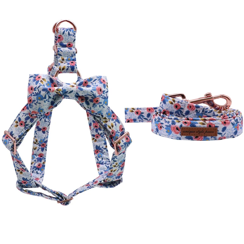 

Cotton Spring Blue Flower Dog Harness with Bowtie and Basic Dog Leash Adjustable Buckle Pet Supplies