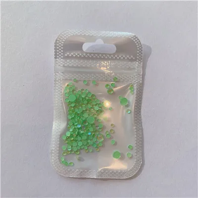 lighegreen 1 упаковка Светящиеся хрустальные стразы для дизайна ногтей, 3D Блестящий Бриллиант, ювелирное изделие, светится в темноте, украшения, смешанные размеры, SS6-SS20 - Цвет: lighegreen
