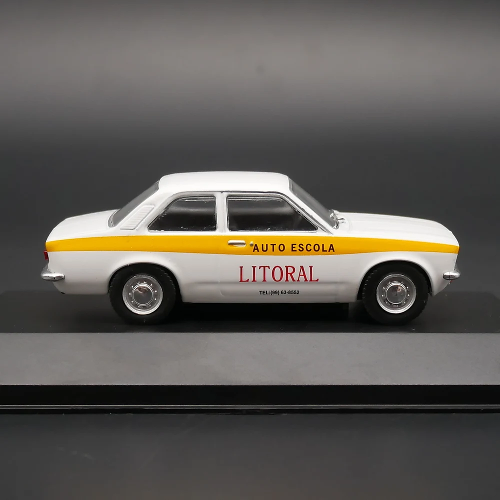 Модель автомобиля под давлением ixo 1:43 Chevrolet Chevette Auto Escola металлическая игрушка|ixo