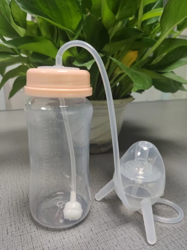 

J60B 300 ml Self-Feeding Baby Bottle with Long Straw Tube Handless Imitation Milk Weaning Bottle Anti-Colic Nursing System