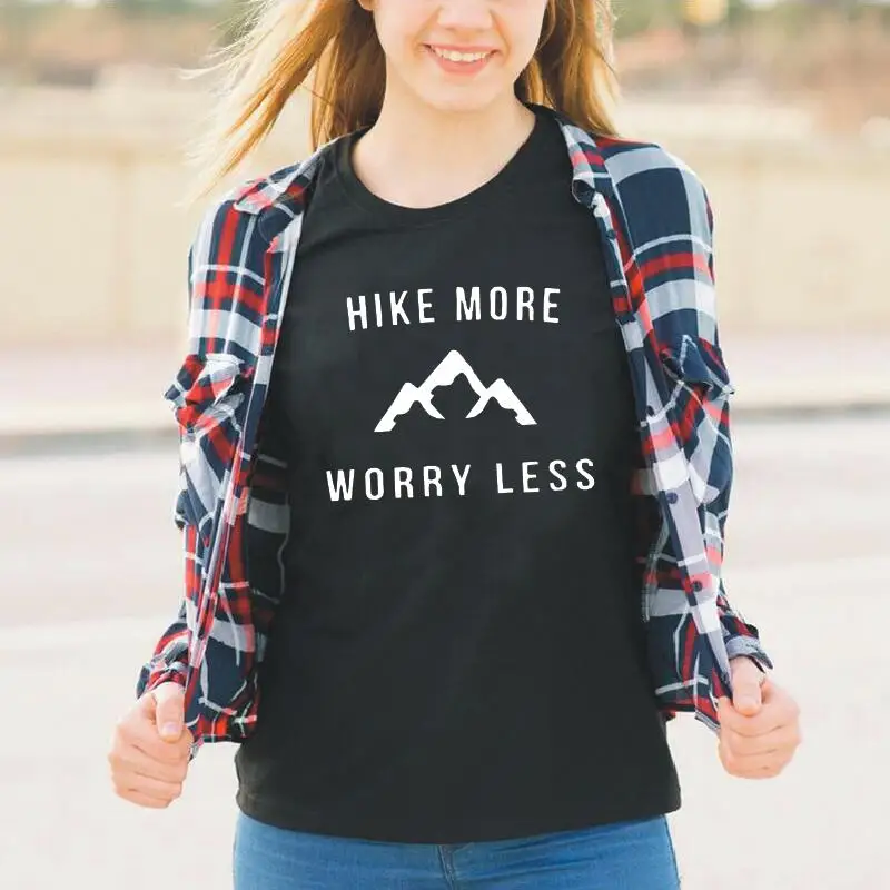 Женские футболки с принтом Hike More Worry Less Повседневная забавная футболка Женская