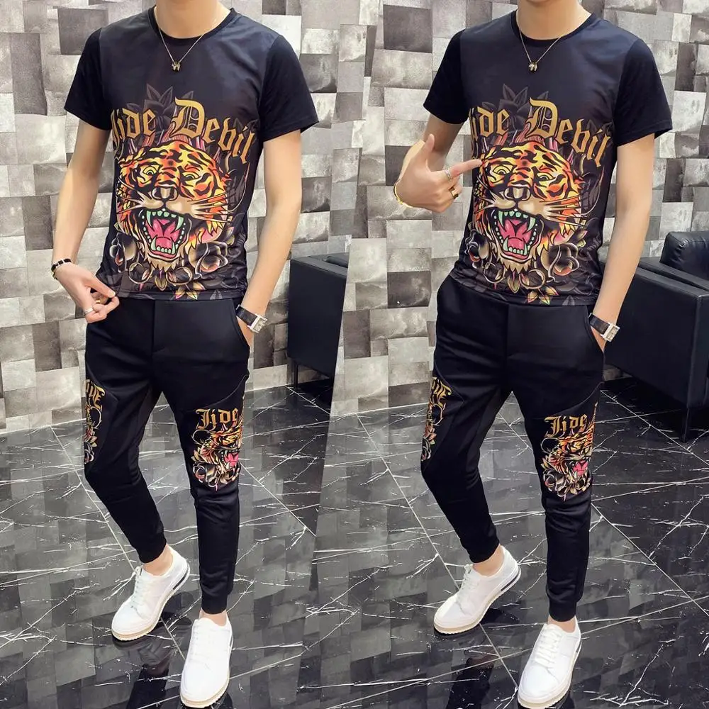 

Тренировочный костюм мужской train, футболка с коротким рукавом и принтом, комплект из двух предметов