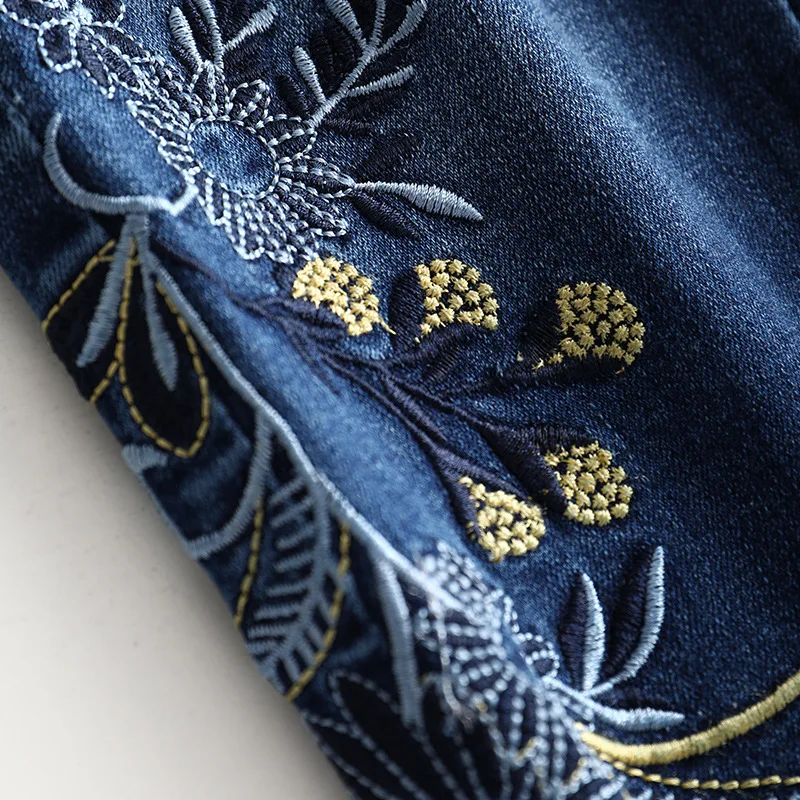 

FERZIGE 2021 Spring New All-Match High-Waist Stretch Slimming Embroidered Small Feet Small Straight Jeans Women's Light And Thi