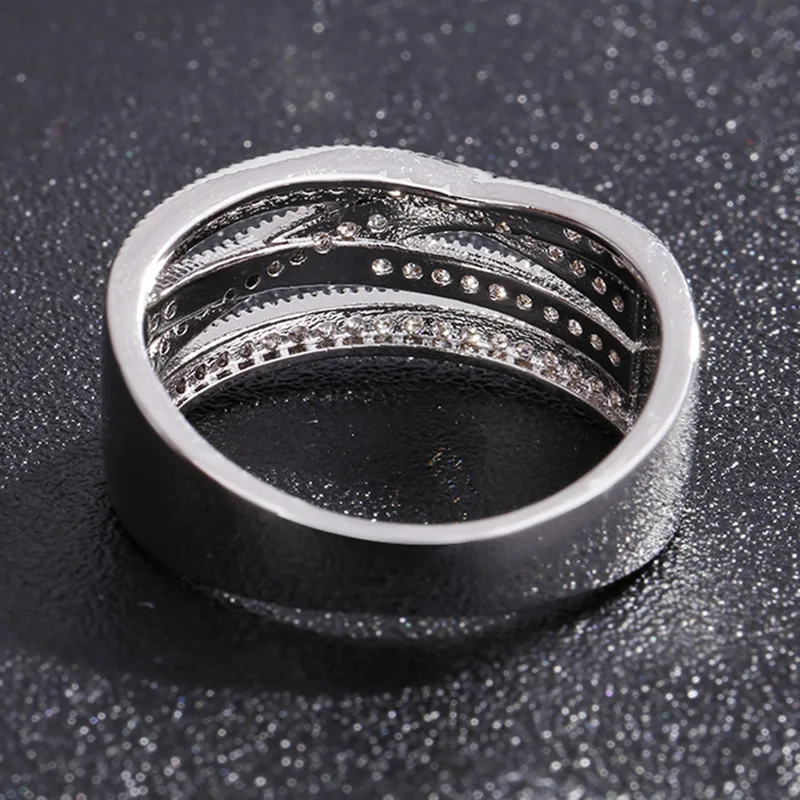 Классическое серебряное обручальное кольцо 925 пробы Дамское Bijoux Cross Cube