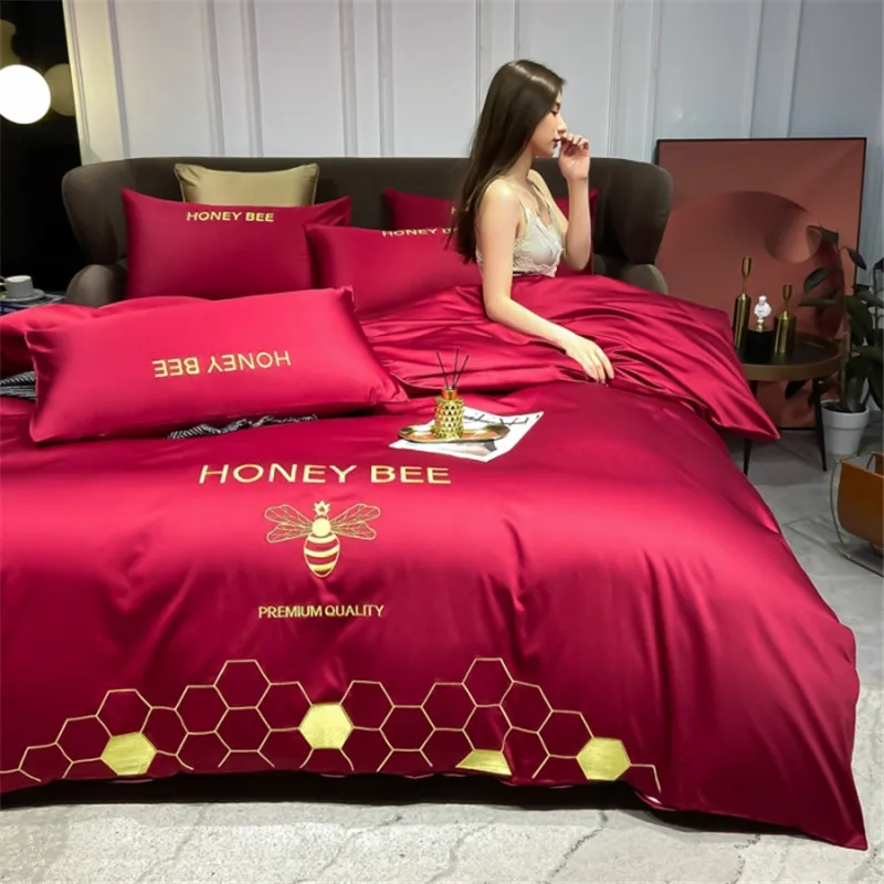 

Роскошный комплект постельного белья из 100% хлопка, однотонное красное одеяло с вышивкой пчелы, комплект из 3/4 предметов, мягкое покрывало