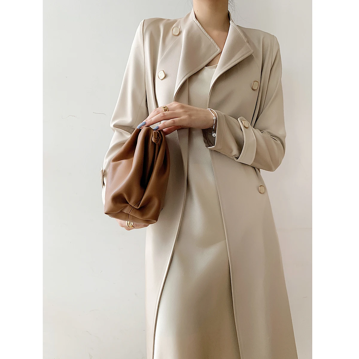 

Beige Trench Coat Women's Spring and Autumn Mid Long 2021 New Thin High End Acetic Acid Satin Temperament Spring Fashion