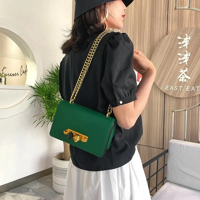 

Fashion Small Crossbody Bags Female Luxury Designer Hand Bags Women 2020 New Quality Chains PU Leather Shoulder Bag Clutch Party