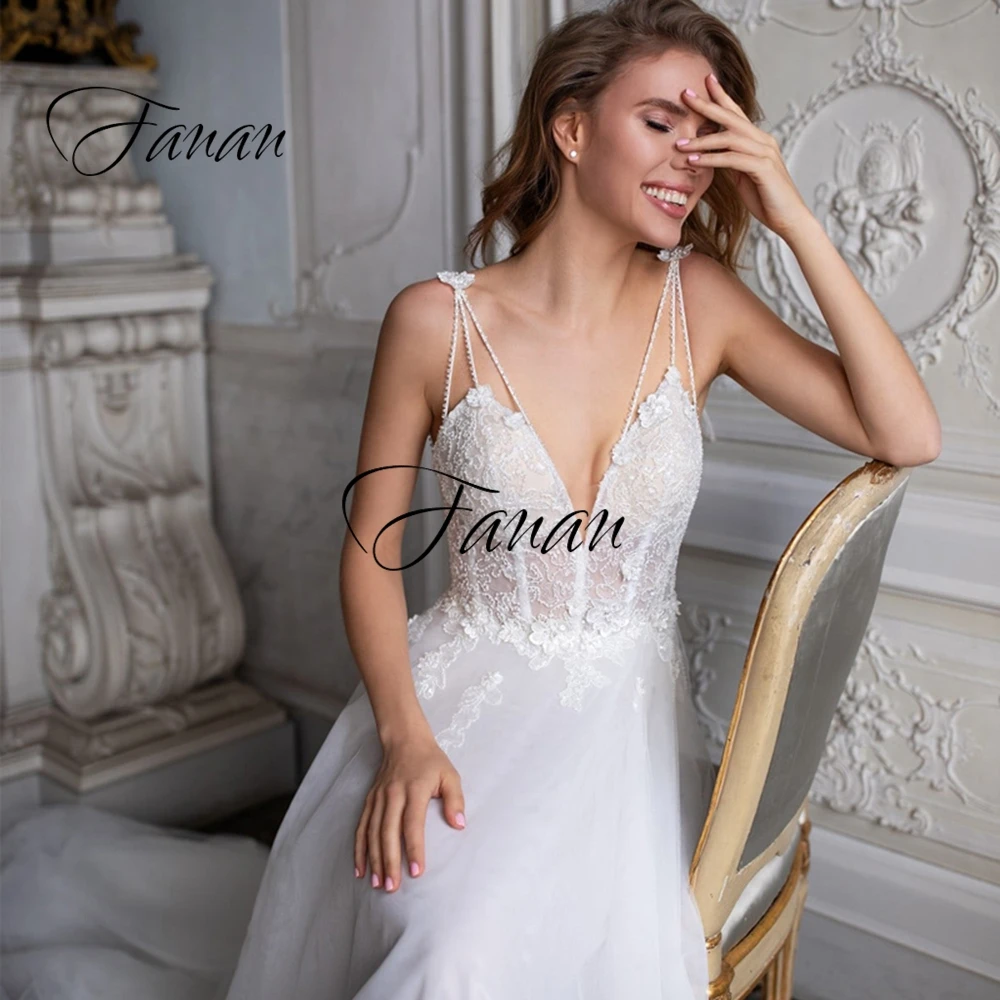 

Sexy V-Neck Spaghetti Straps A-Line Tulle Wedding Dresses Backless Lace Appliques Bridal Gown robe de soirée de mariage платье