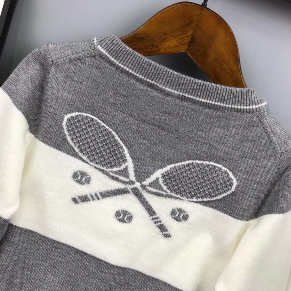 

High-end customized 2021 early autumn male and female baby with the latest tennis racket printed pattern sweater, basic gray and