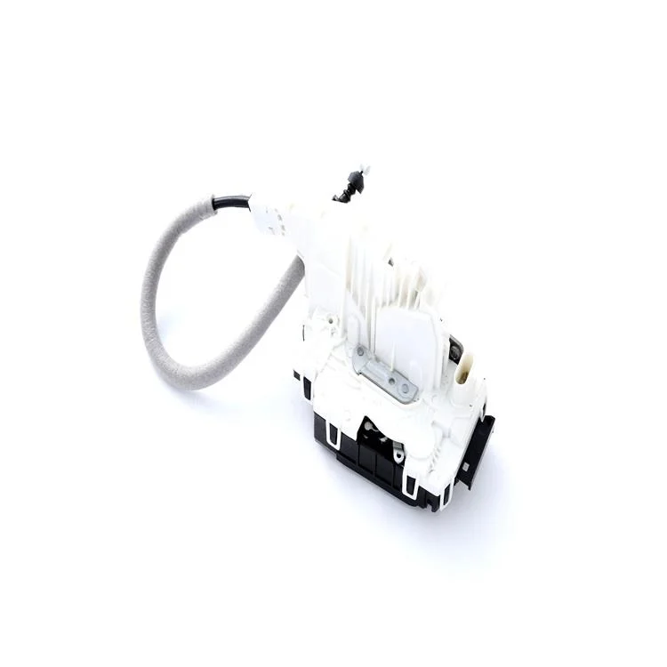 

Автомобильная лампа для Mercedes Benz W212 X204 X218 C218 S204 C204 W212 A207 C207 R172 R231 задняя правая 2047302835