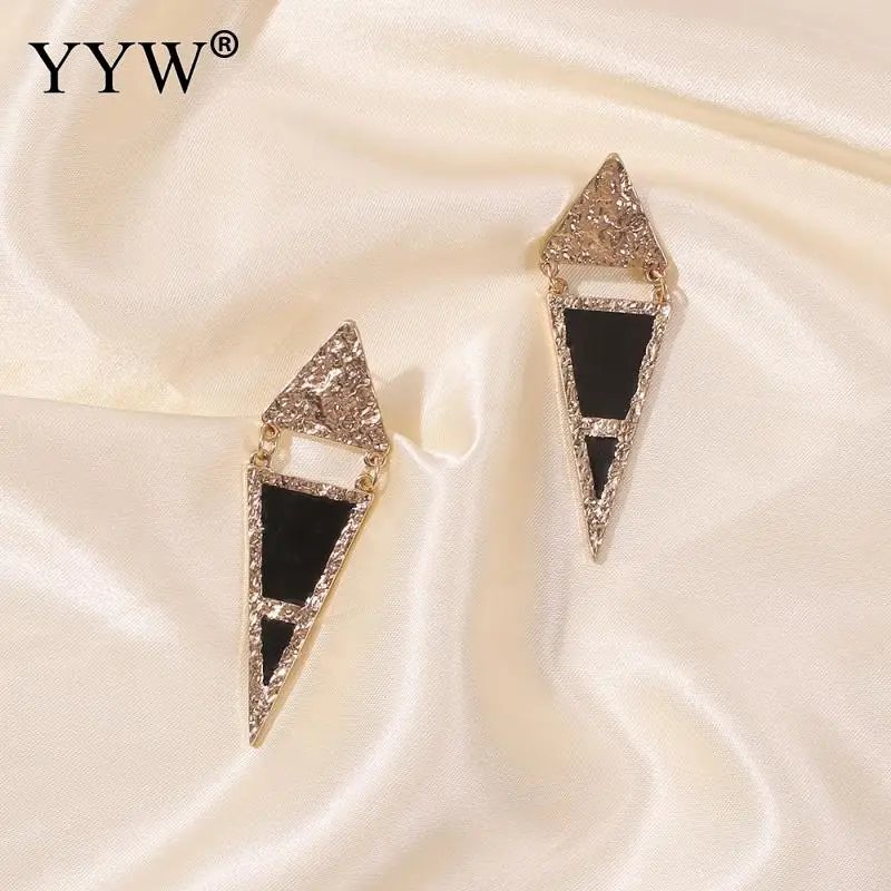 

Personality Trend Cone Earrings Fashion Creative Simple Geometric Hot Selling Earrings For Female Daily Wear Or Matching