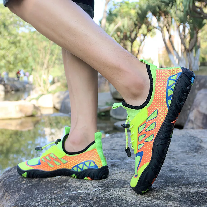 Summer New Fashion Wading Shoes Men Women Quick-drying Slip-on Professional Beach Sneakers Men Low Anti-skid Water Shoes Men