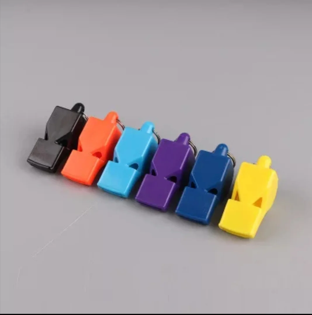 Акция! 50 шт./лот красочный неядерный судья Clo свисток лиса спасательный | Спорт и