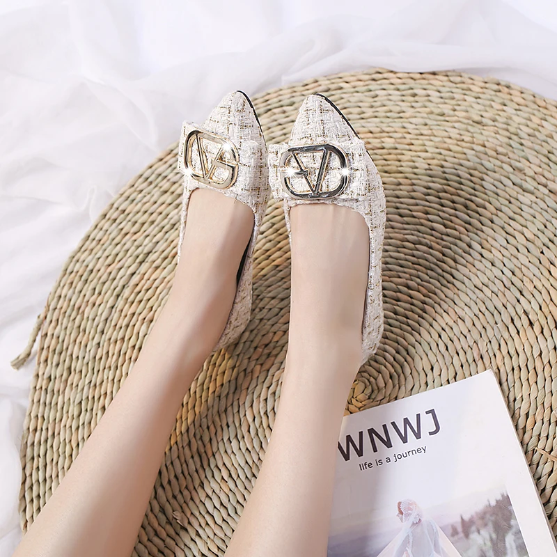 

Women Loafer Ballerina Flats Metal Decoration Casual Female Shoes for Women 2020 New Pointed Toe Women Shoes Summer Flat Shoes