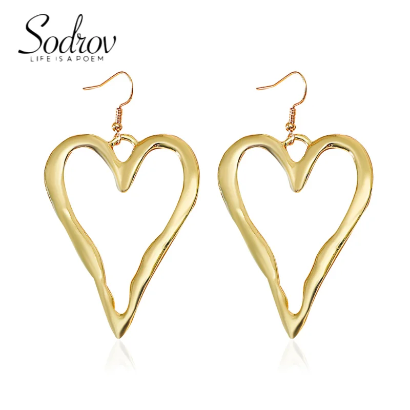 

Korean Fashion Earrings for Women 2021 Big Vintage Heart Trend Dangle Earrings Earings Fashion Jewelry 2021