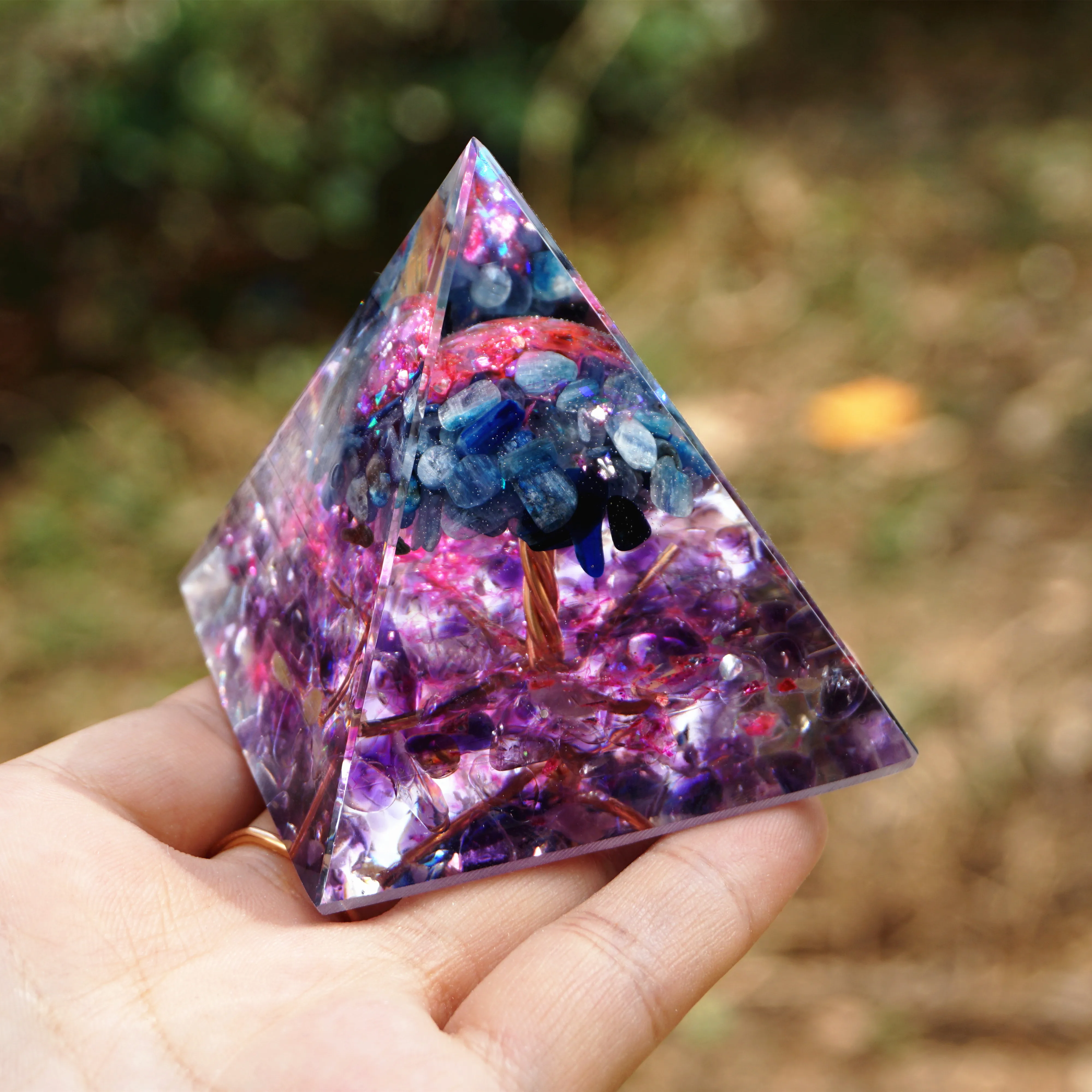 

AuroraOrgone, дерево жизни, ОРГОН, пирамида, реки, медитайтон, инструмент ~ кианит, кварц с аметистом, хрустальные камни EMF